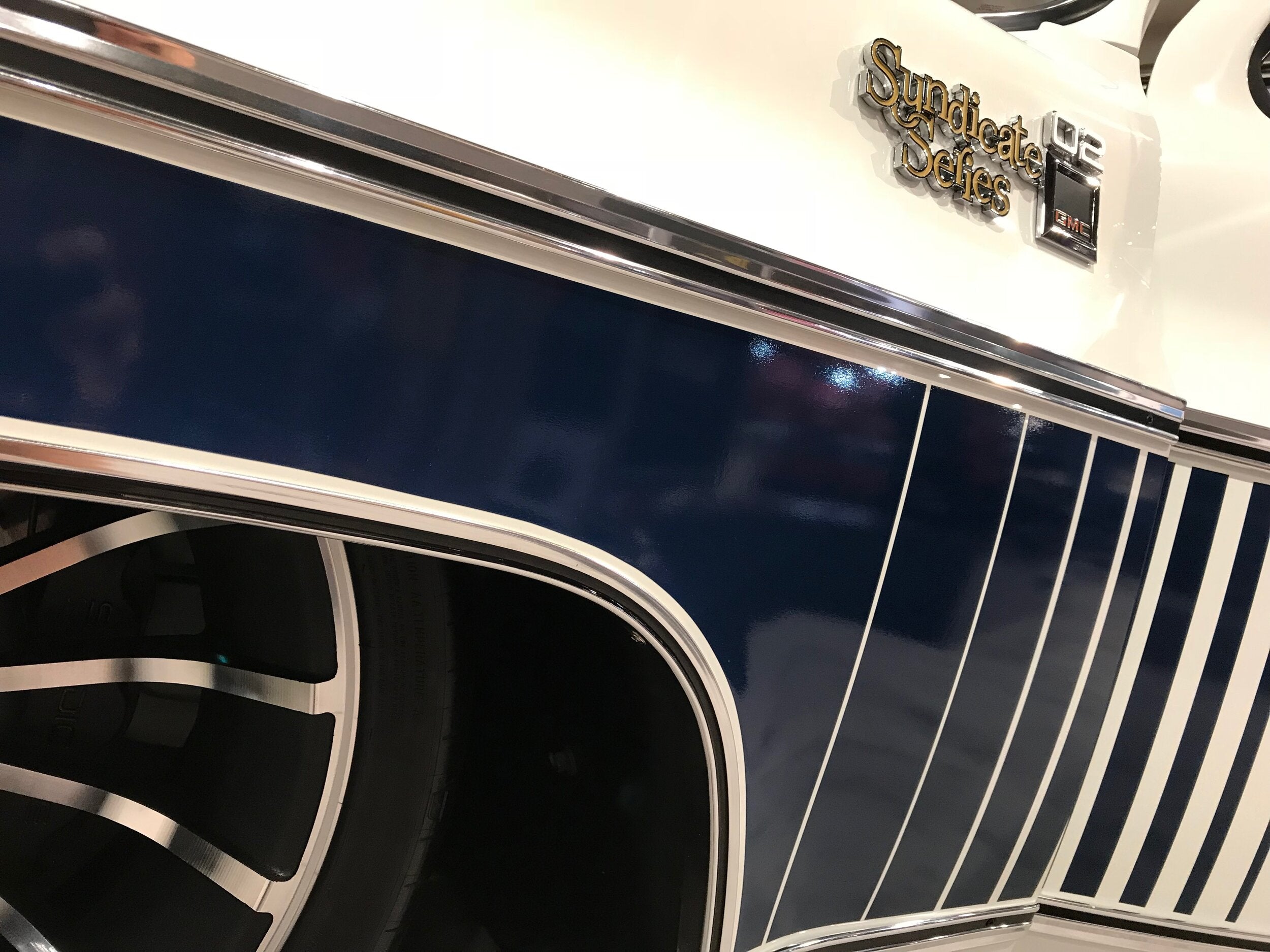 custom-slideshow-image-desktop-block_7rFFy6